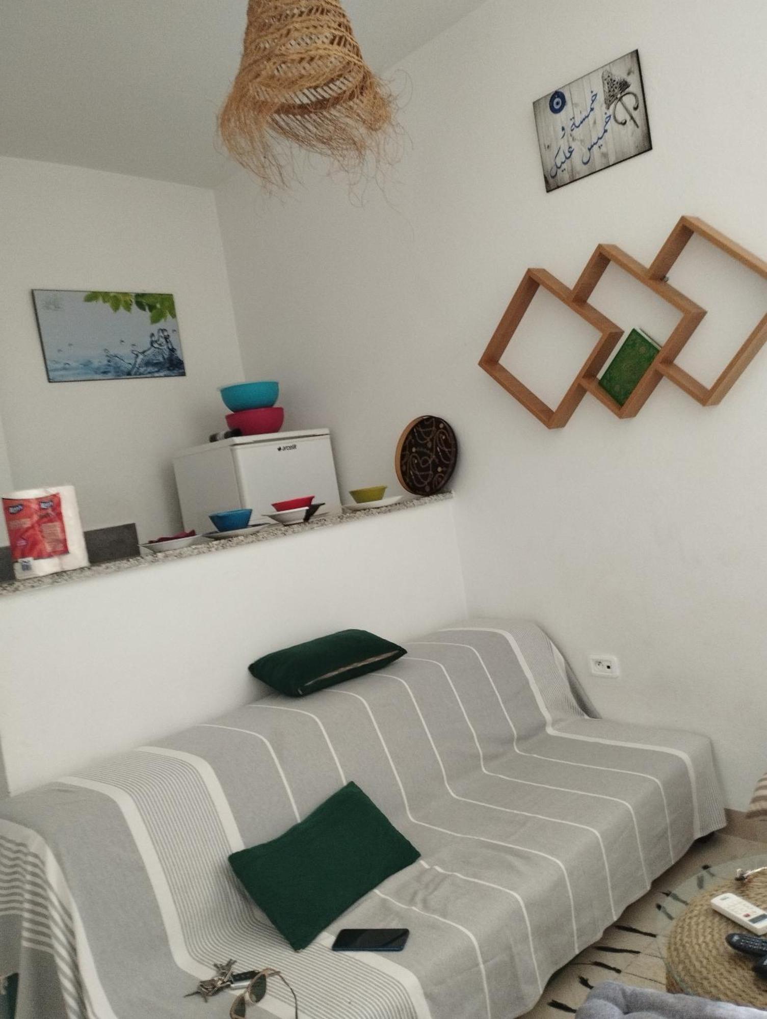 Appartement Num3 Carthage Byrsa Douar ech Chott Bagian luar foto
